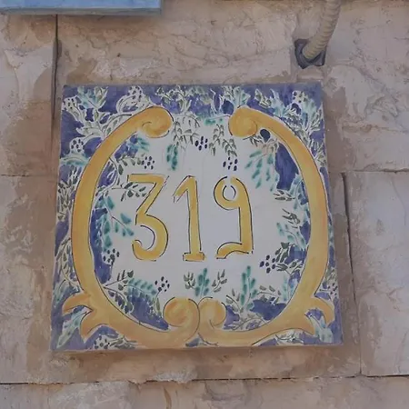 Bellona 319 Nyaraló Comiso